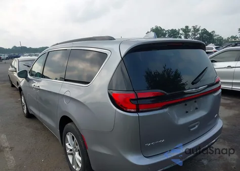 2021 Chrysler Pacifica Touring Awd z USA, uszkodzony, nr VIN 2C4RC3FG1MR575451